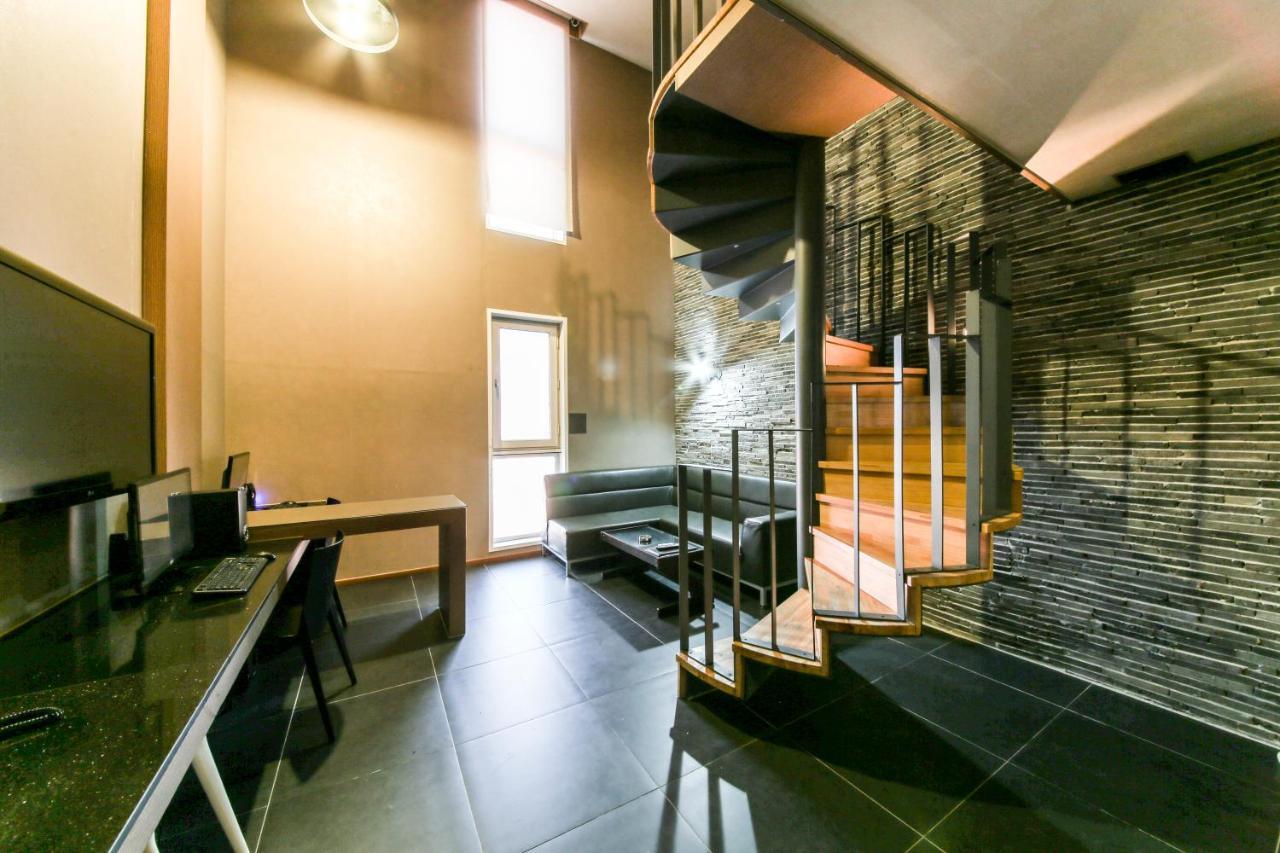 Gyeongju Arrietty Motel מראה חיצוני תמונה