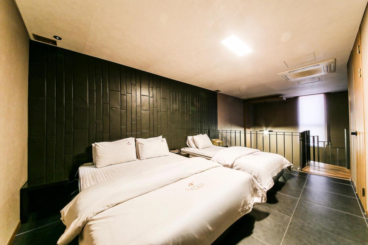 Gyeongju Arrietty Motel מראה חיצוני תמונה