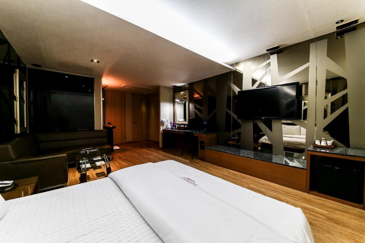 Gyeongju Arrietty Motel מראה חיצוני תמונה