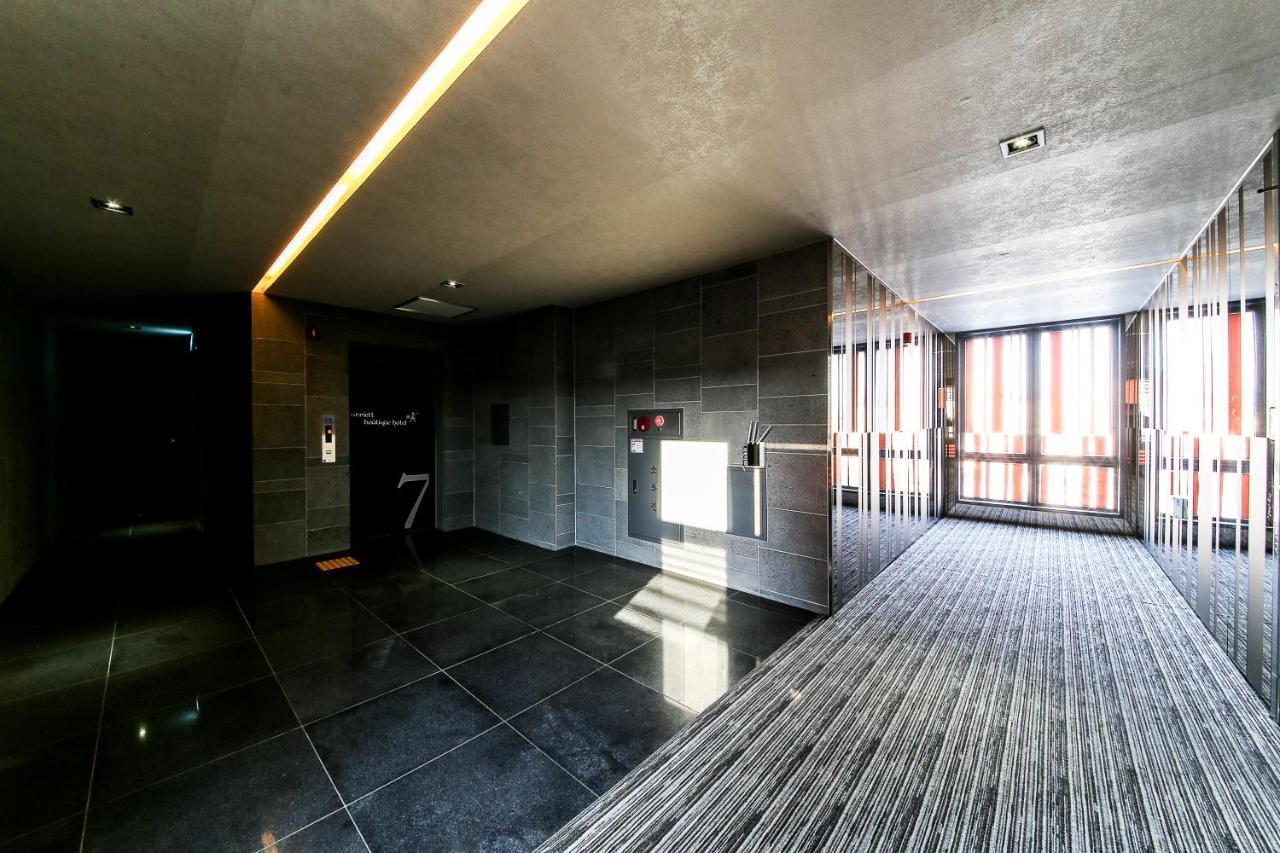 Gyeongju Arrietty Motel מראה חיצוני תמונה