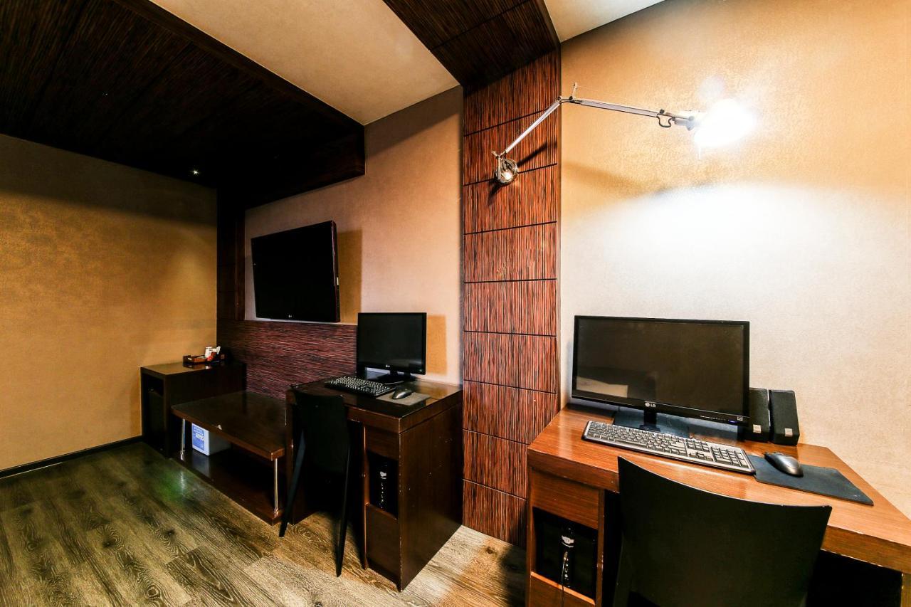 Gyeongju Arrietty Motel מראה חיצוני תמונה