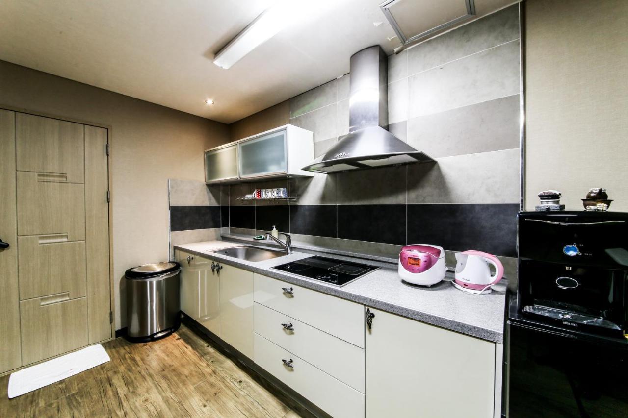 Gyeongju Arrietty Motel מראה חיצוני תמונה
